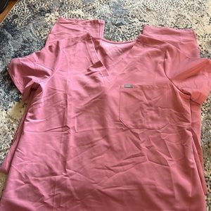 FIGS Chalk Pink Catarina scrub top